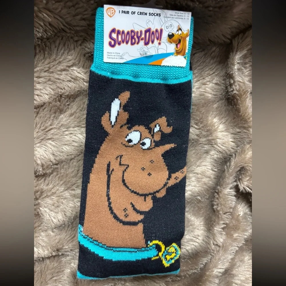 Scooby Doo crew socks brand new